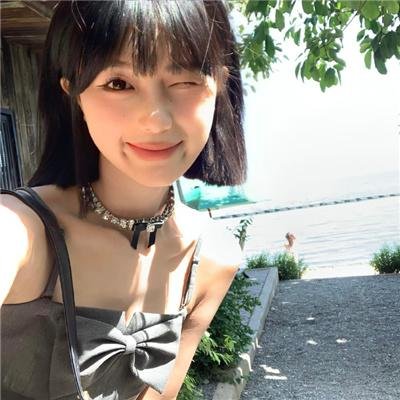 面包店的女孩 海报